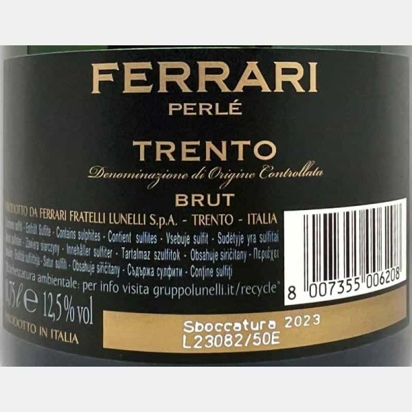 Spumante Perlè Metodo Classico Brut Trento DOC 2017 - Ferrari Spumante Perlè Metodo Classico Brut Trento DOC 2017 - Ferrari